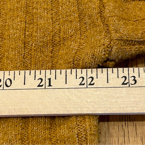 SO Gold Ribbed Cropped Slouchy Sweater M - Picture 8 of 9